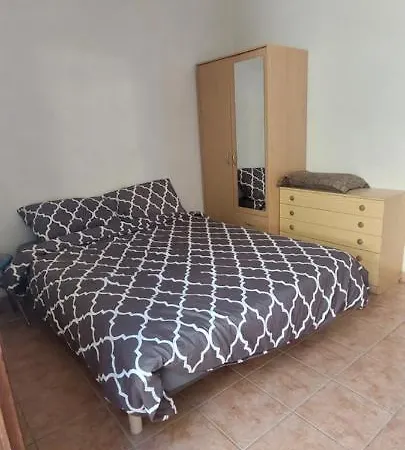 Agreable Petite Maison 2 Chambres, De 48M2 Sans Vis-A-Vis Et Parking Privatif Agde Exterior photo