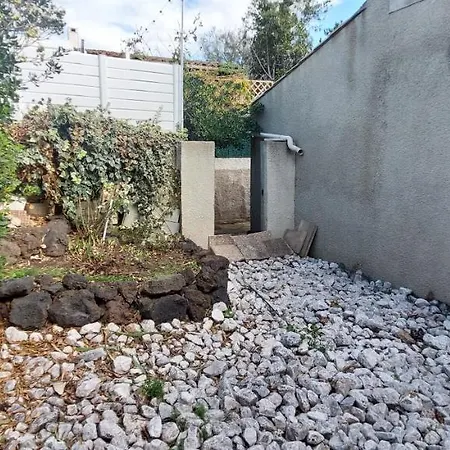Agreable Petite Maison 2 Chambres, De 48M2 Sans Vis-A-Vis Et Parking Privatif Agde Exterior photo